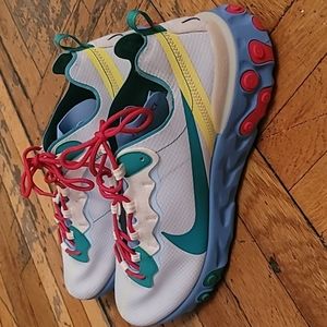 Nike React Element 55 SE Super Nintendo